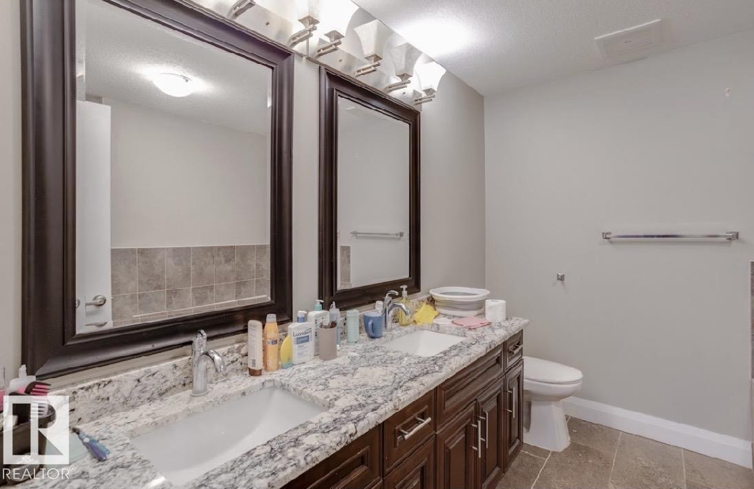 Photo 22 of 10935 76 Av Nw, Edmonton AB