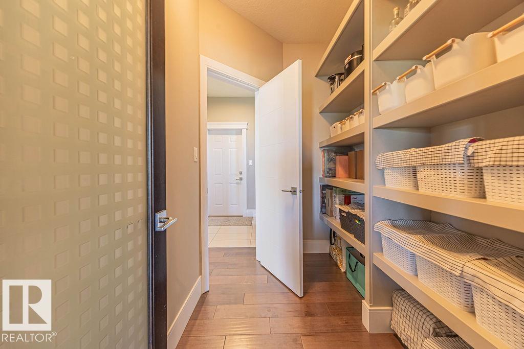 Photo 11 of 4136 Charles Link Li Sw, Edmonton AB