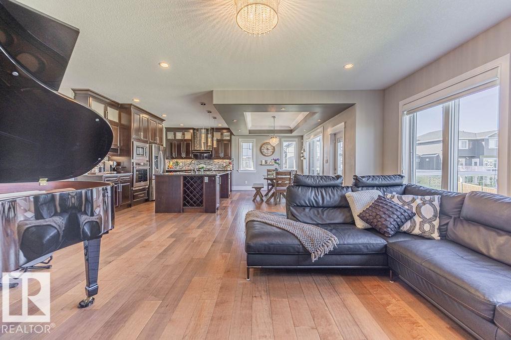 Photo 27 of 4136 Charles Link Li Sw, Edmonton AB