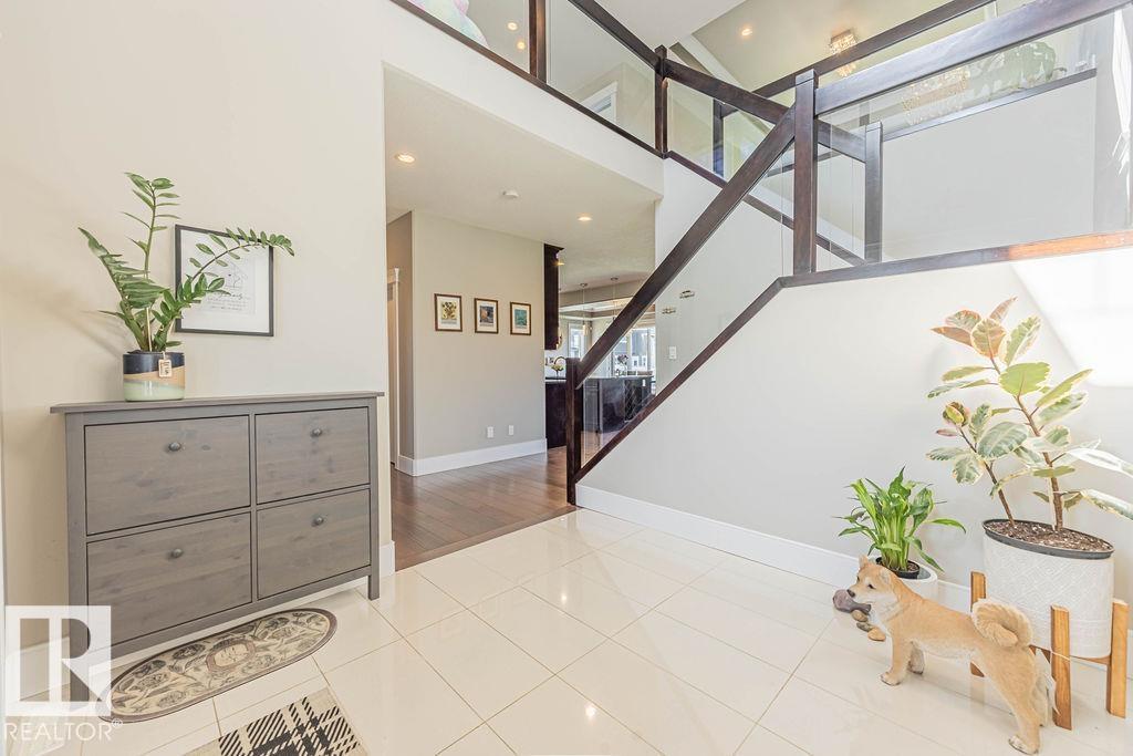 Photo 5 of 4136 Charles Link Li Sw, Edmonton AB