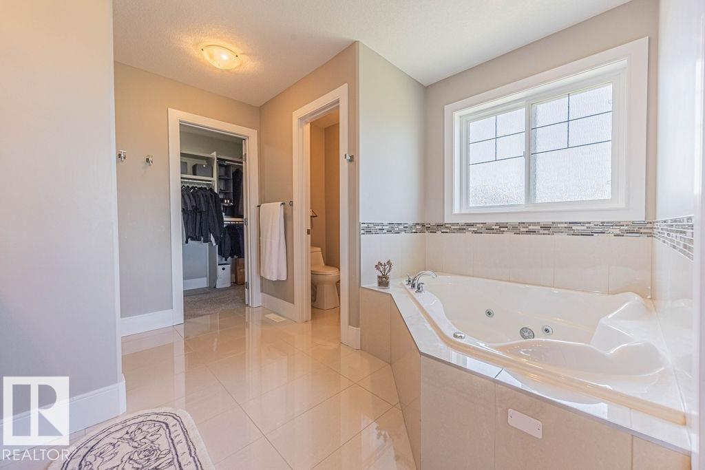 Photo 56 of 4136 Charles Link Li Sw, Edmonton AB