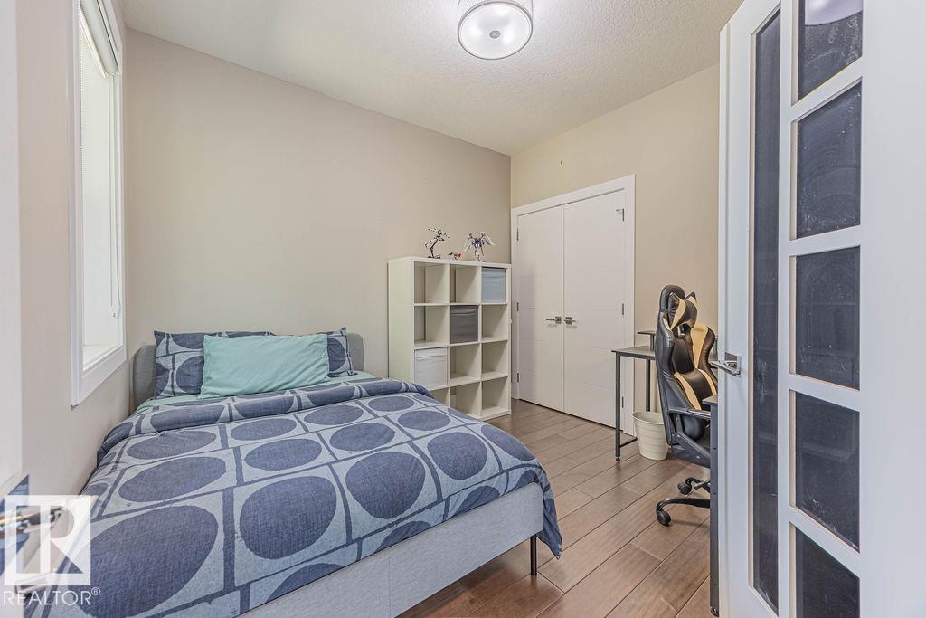 Photo 7 of 4136 Charles Link Li Sw, Edmonton AB