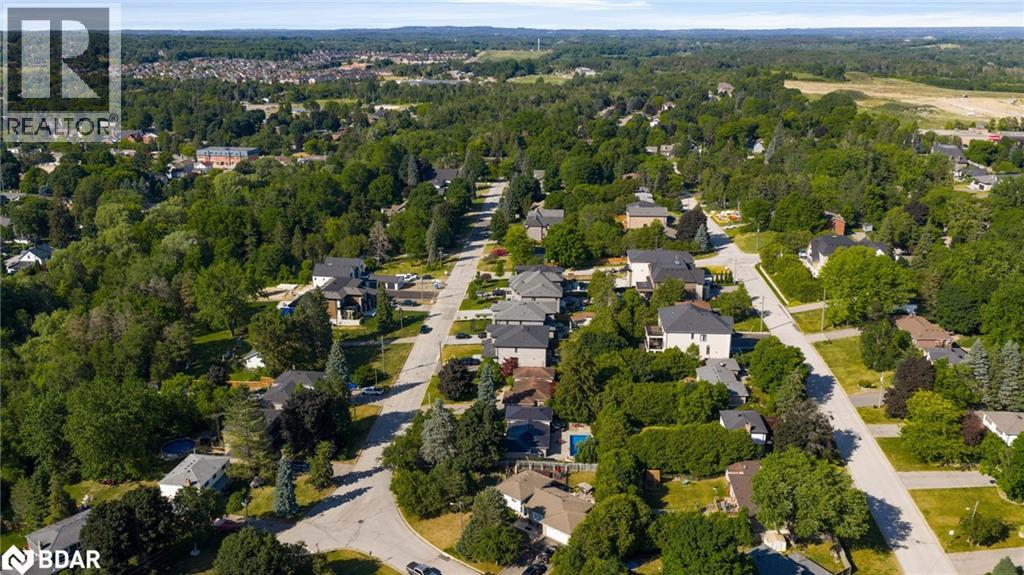 Photo 20 of 28 Larry Street, Caledon ON