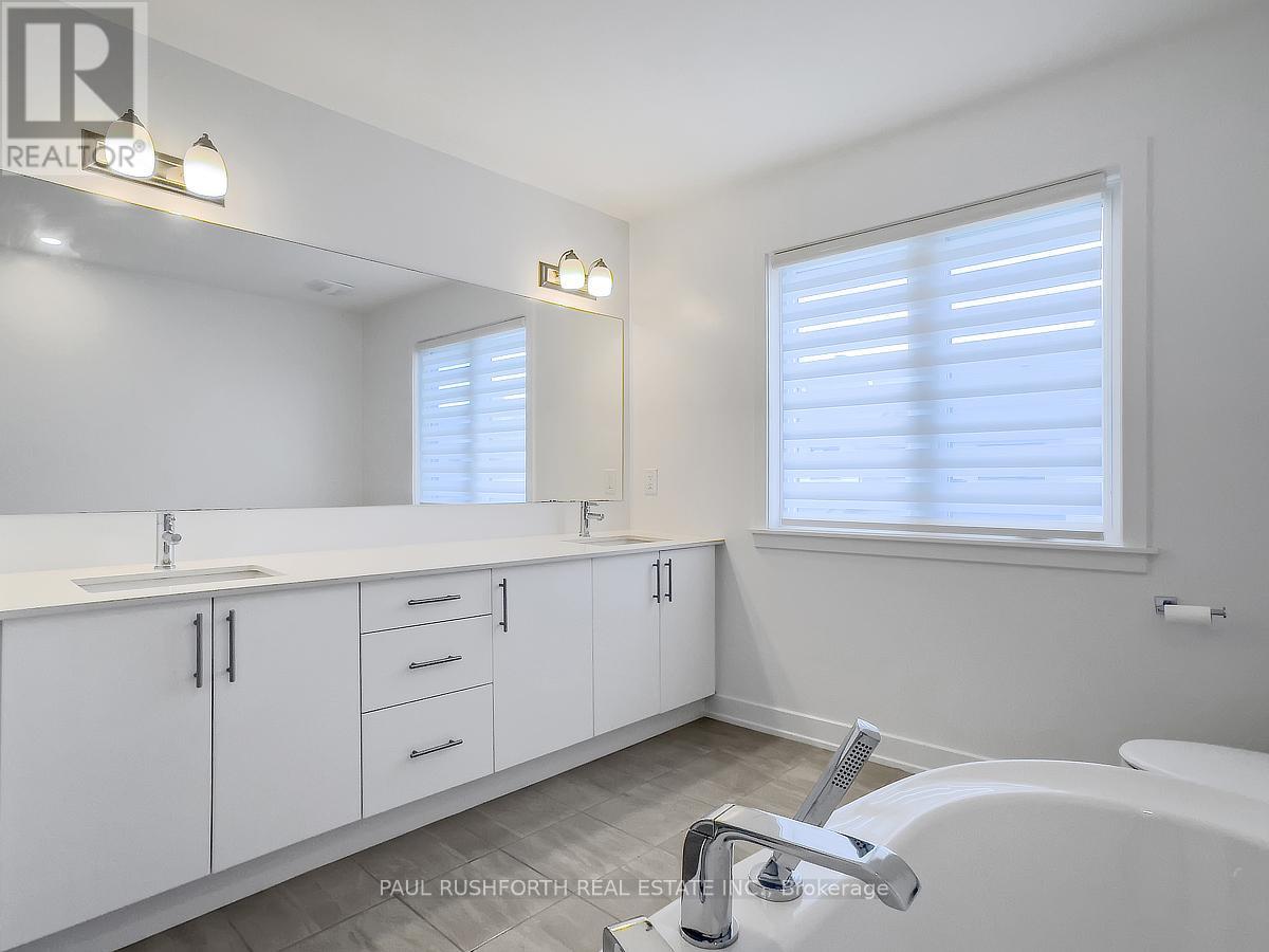 Photo 18 of 21 Mendoza Way, Ottawa ON