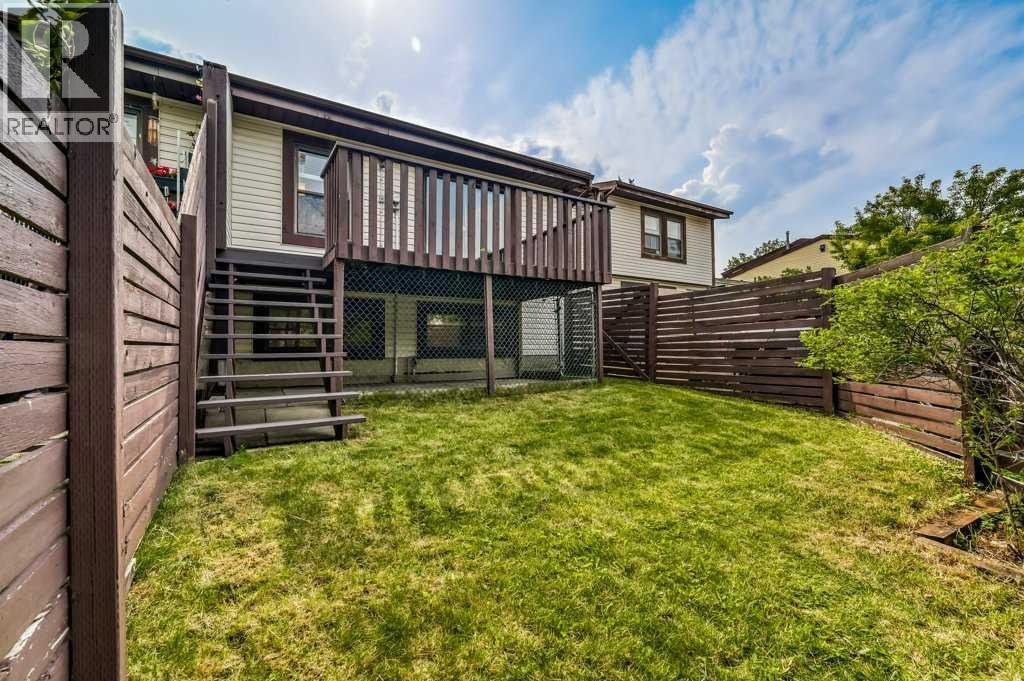 Single Family House 4 Level for Sale in  Ranchlands Way NW Ranchlands Calgary 