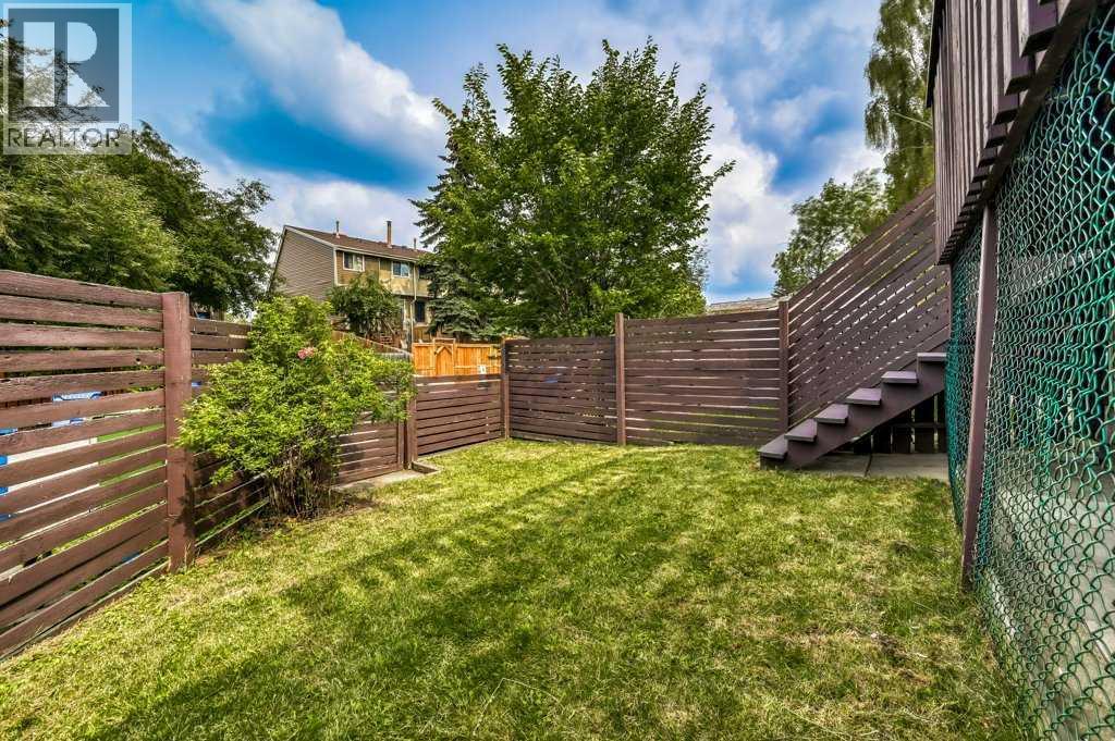 Single Family House 4 Level for Sale in  Ranchlands Way NW Ranchlands Calgary 