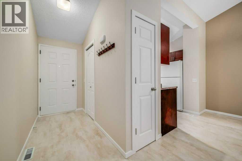 Single Family House 4 Level for Sale in  Ranchlands Way NW Ranchlands Calgary 