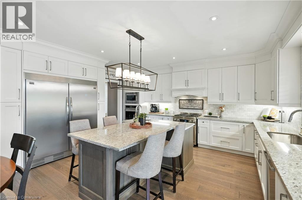 Photo 12 of 103 Lampman Drive, Grimsby ON