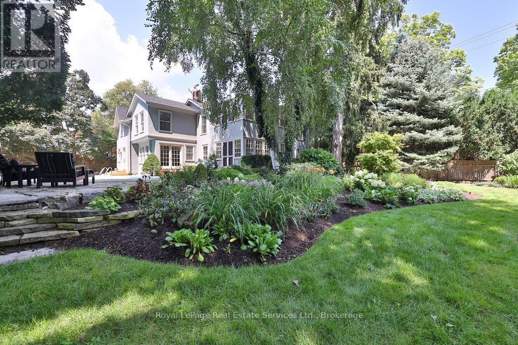 Photo 41 of 68 Thomas Street, Oakville ON