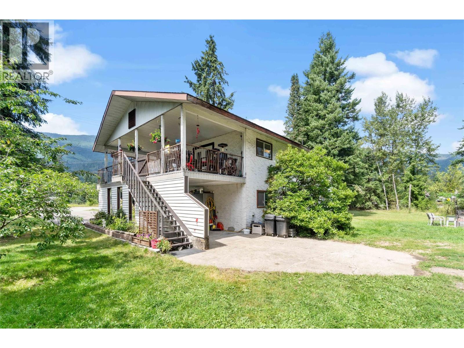 Photo 10 of 4102 Malakwa Road, Malakwa BC