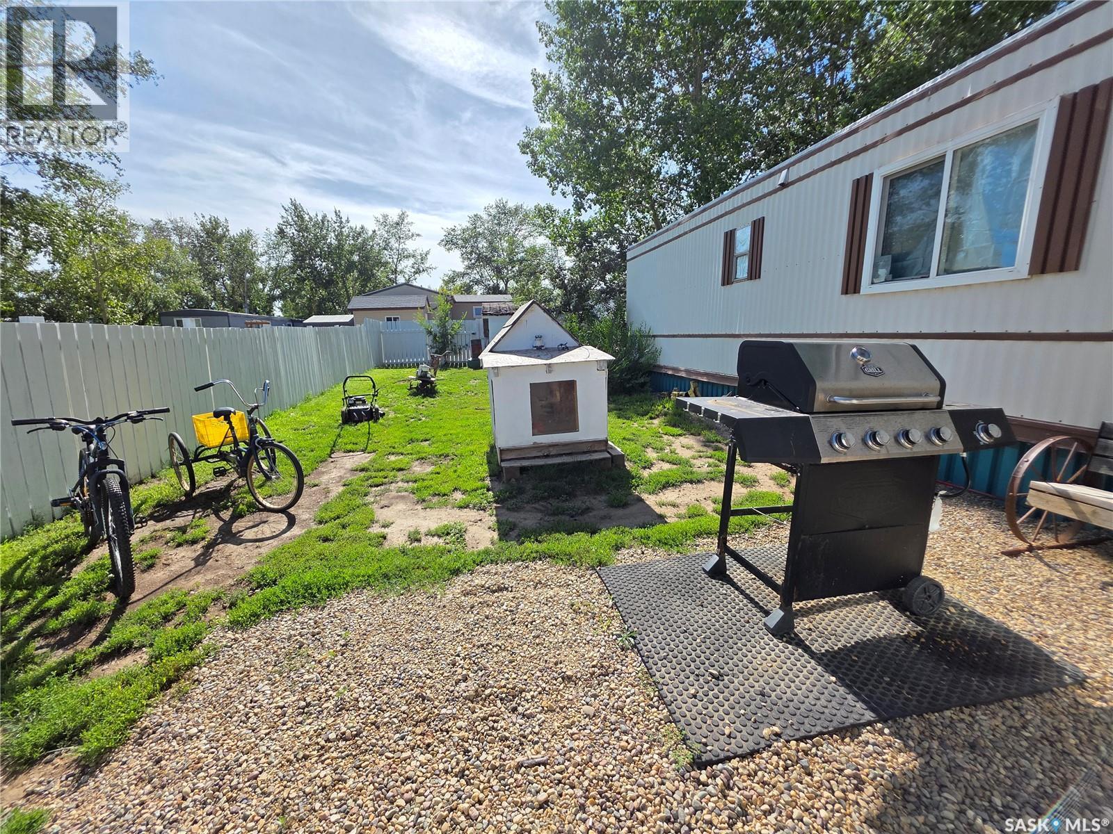 Single Family House Mobile Home for Sale in  Prairie Sun COURT Swift Current 
