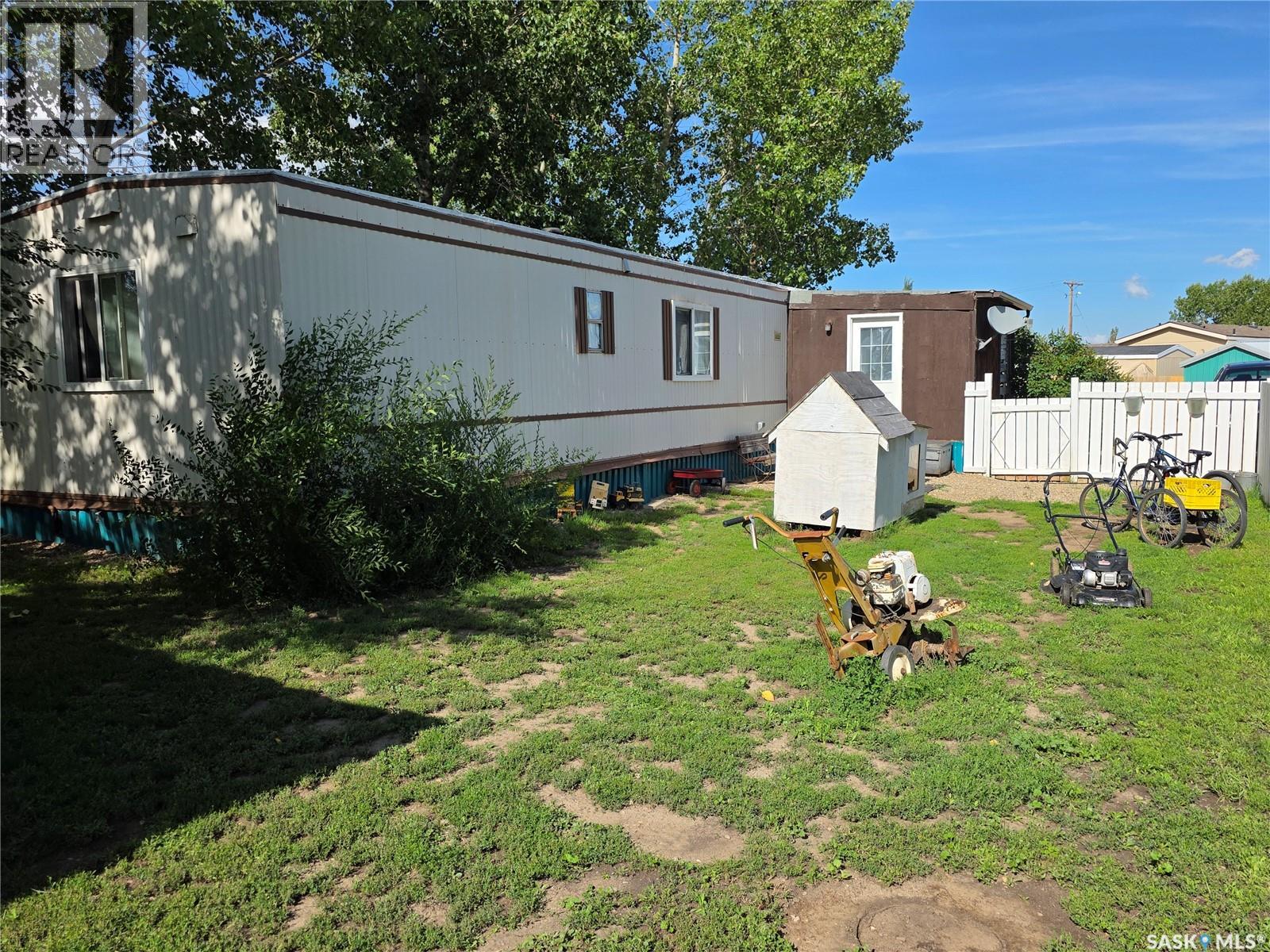 Single Family House Mobile Home for Sale in  Prairie Sun COURT Swift Current 
