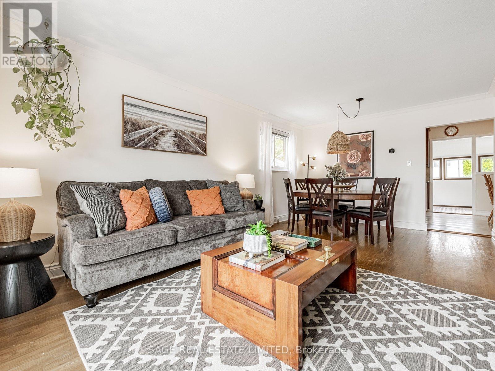 Photo 20 of 46 Watson Crescent, Brampton ON