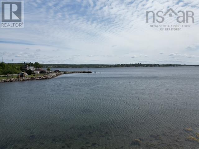 Property 20 of 30 of Main Street