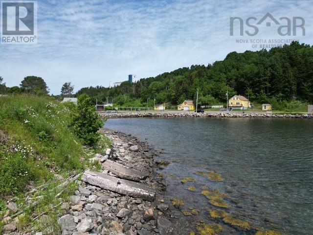 Property 5 of 30 of Main Street