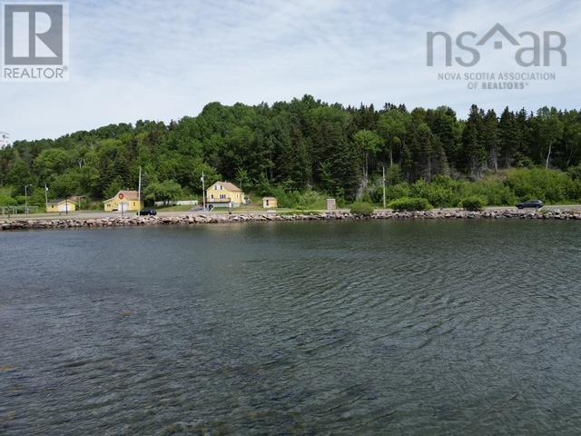 Property 6 of 30 of Main Street