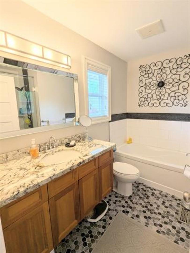 Photo 29 of 25072 58 Avenue, Langley BC