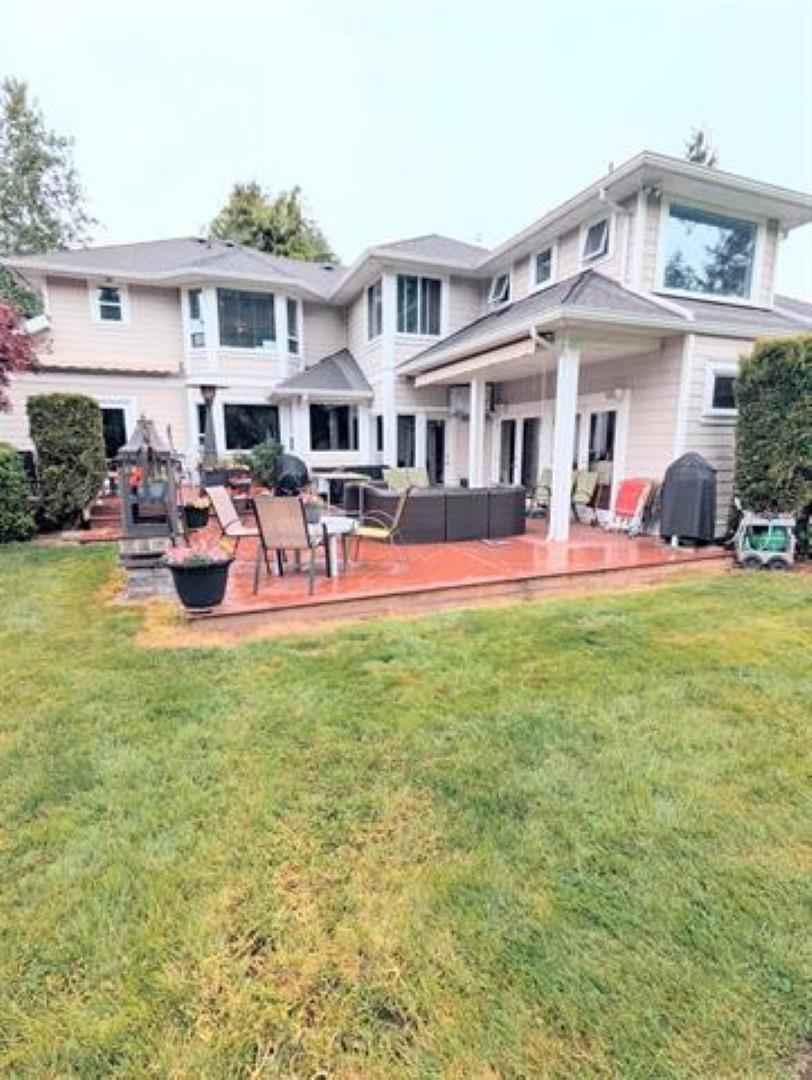 Photo 8 of 25072 58 Avenue, Langley BC
