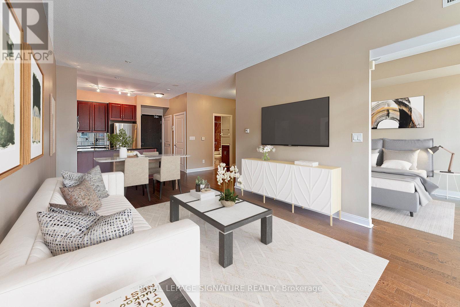 Photo 12 of 209 21 Scollard Street, Toronto ON