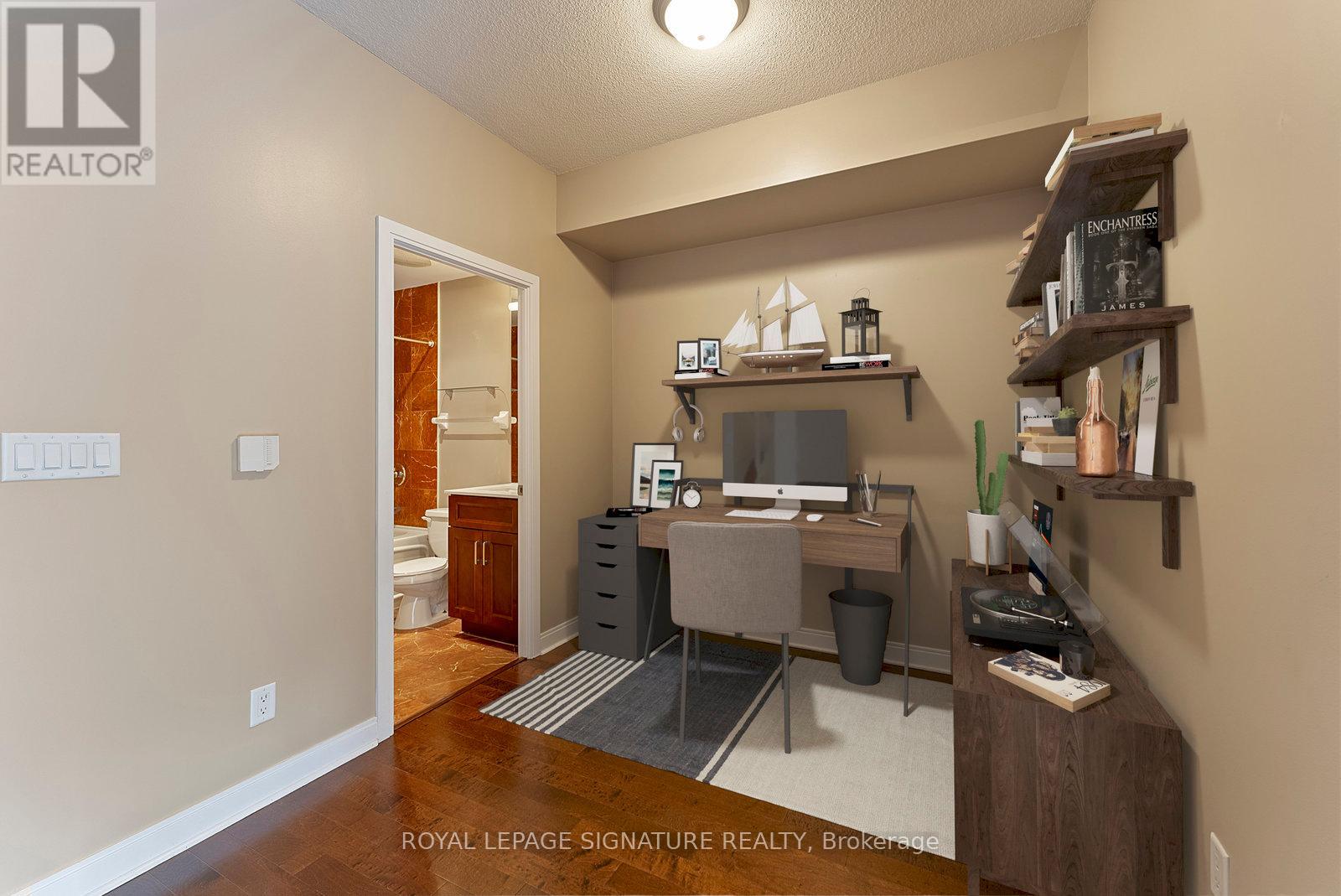 Photo 15 of 209 21 Scollard Street, Toronto ON