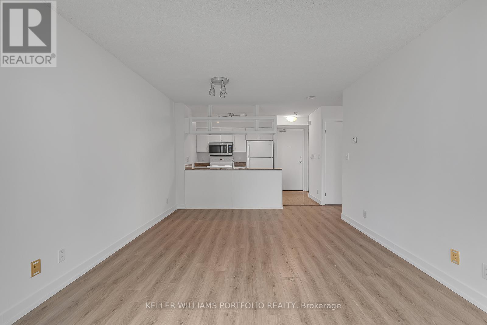 Photo 28 of 2309 81 Navy Wharf Court, Toronto ON