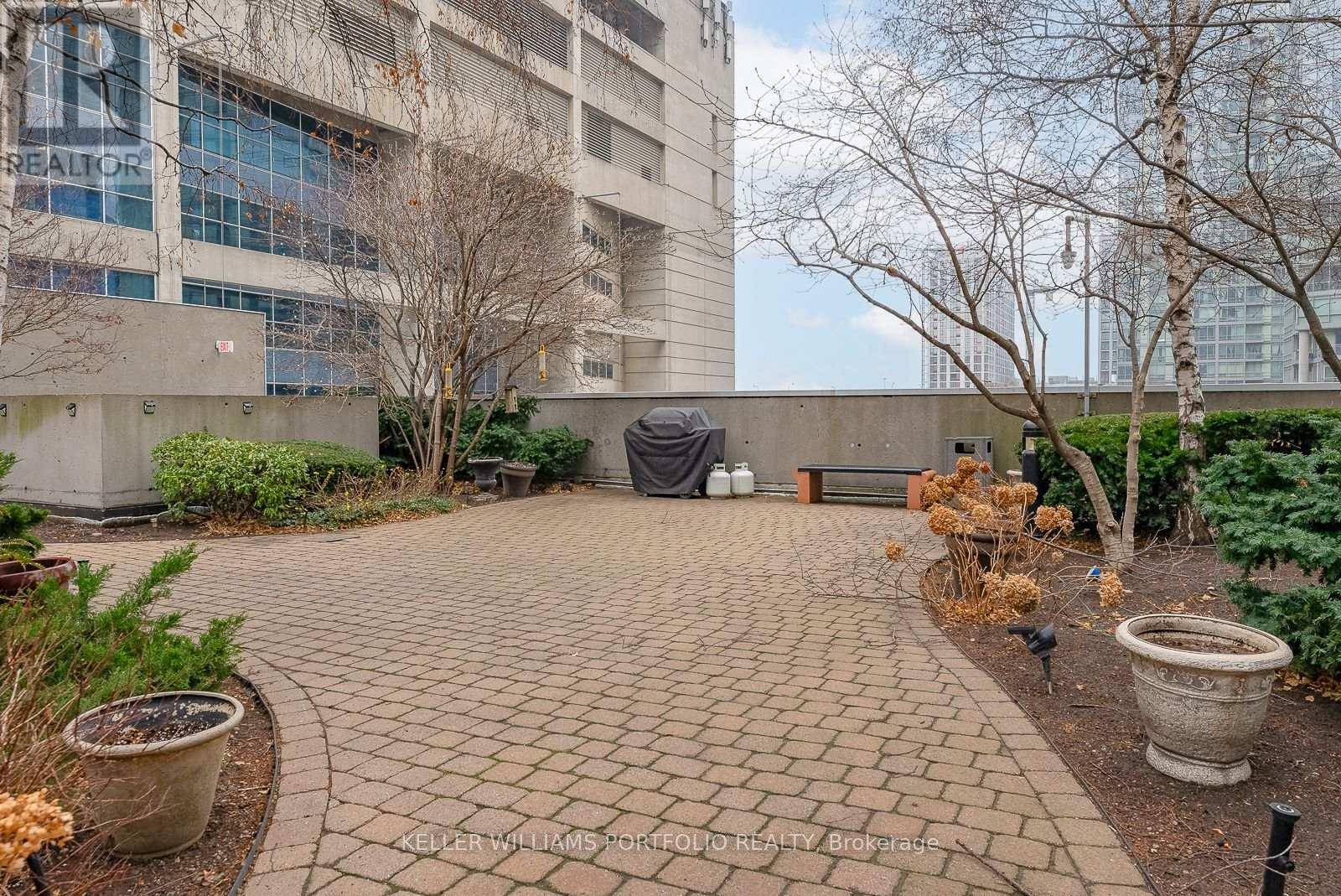 Photo 30 of 2309 81 Navy Wharf Court, Toronto ON