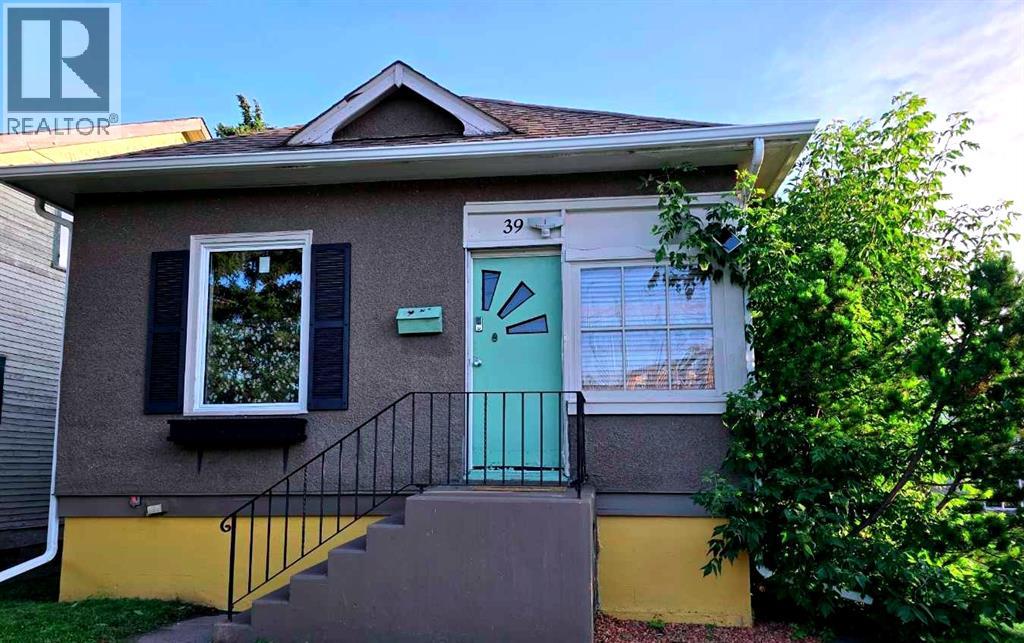 Single Family House Bungalow for Sale in   Avenue SW Parkhill Calgary 