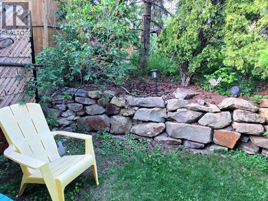 Single Family House Bungalow for Sale in   Avenue SW Parkhill Calgary 