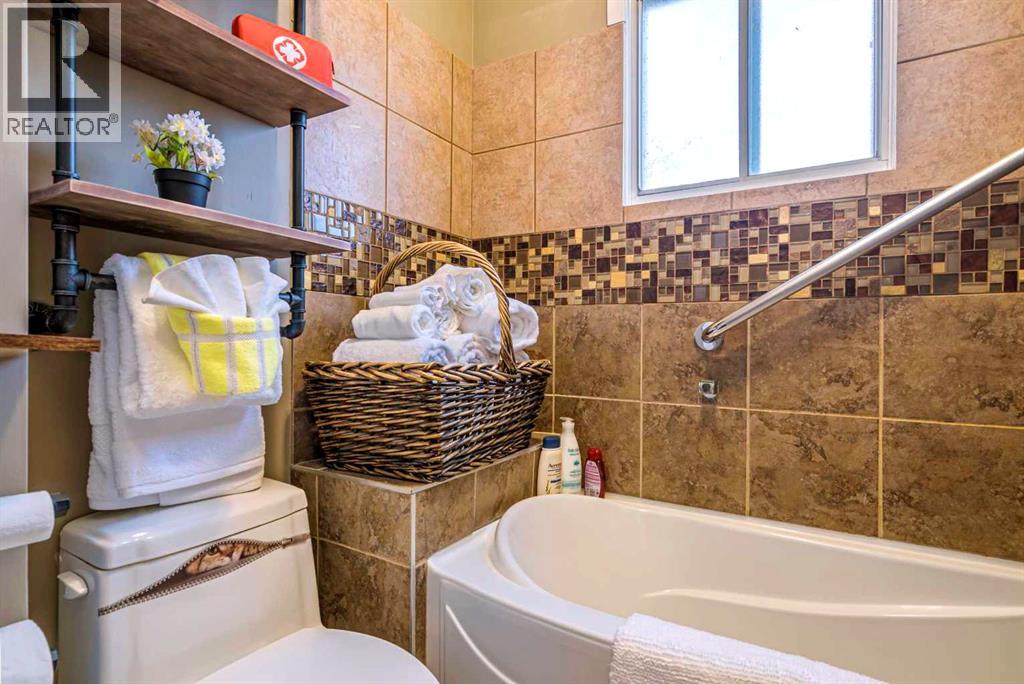 Single Family House Bungalow for Sale in   Avenue SW Parkhill Calgary 