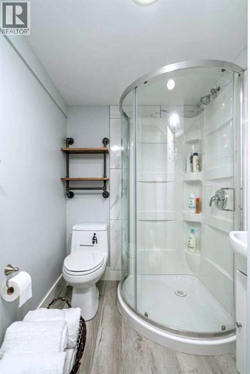 Single Family House Bungalow for Sale in   Avenue SW Parkhill Calgary 