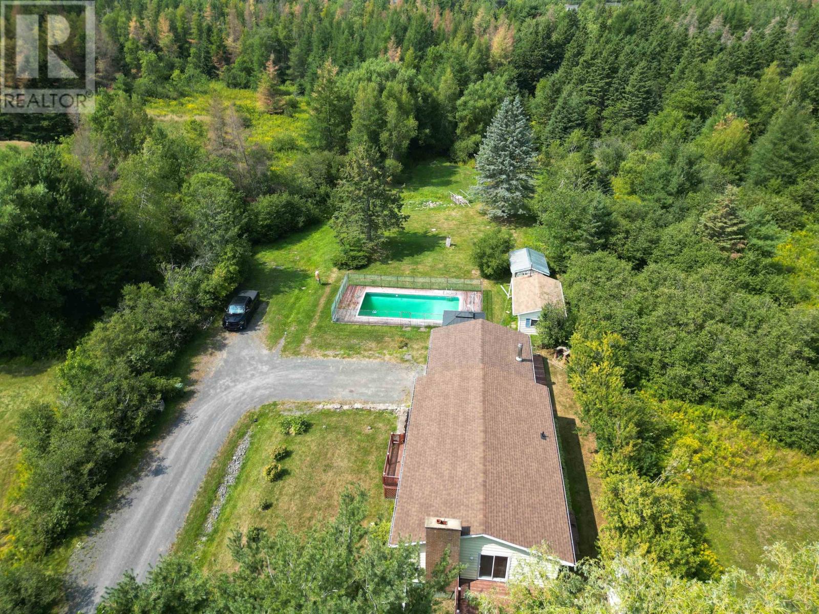 Photo 2 of 1412 North Main Street, Westville NS