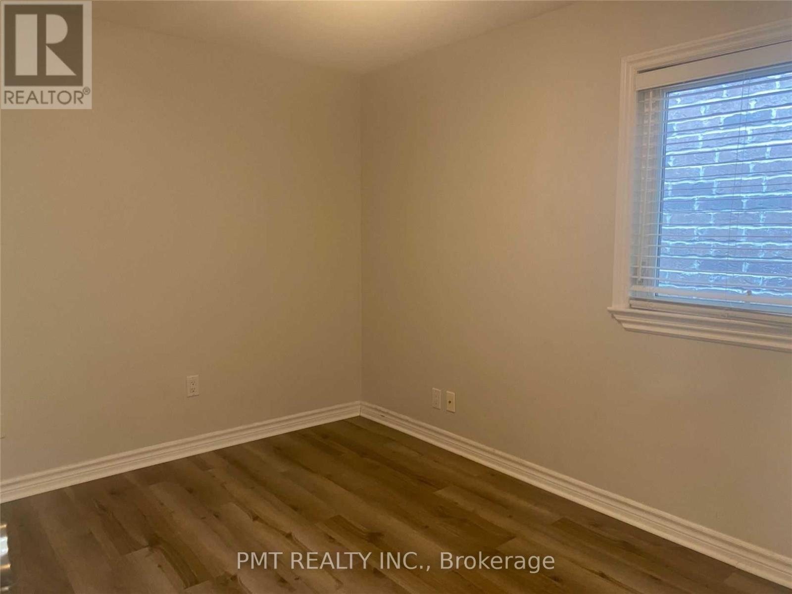 Photo 23 of Main 41 Park Street, Toronto ON