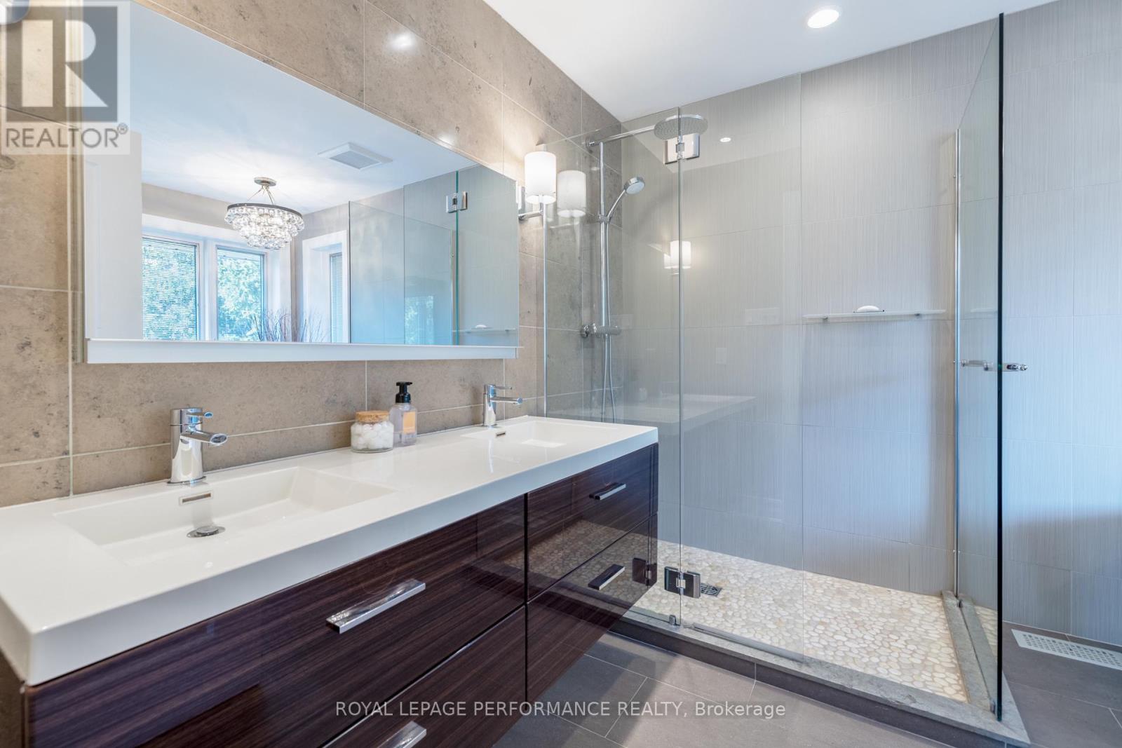 Photo 16 of 55 Delong Drive, Ottawa ON