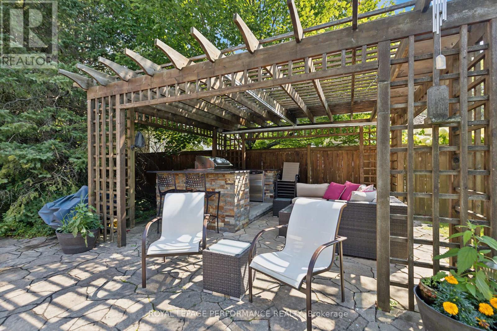 Photo 11 of 55 Delong Drive, Ottawa ON