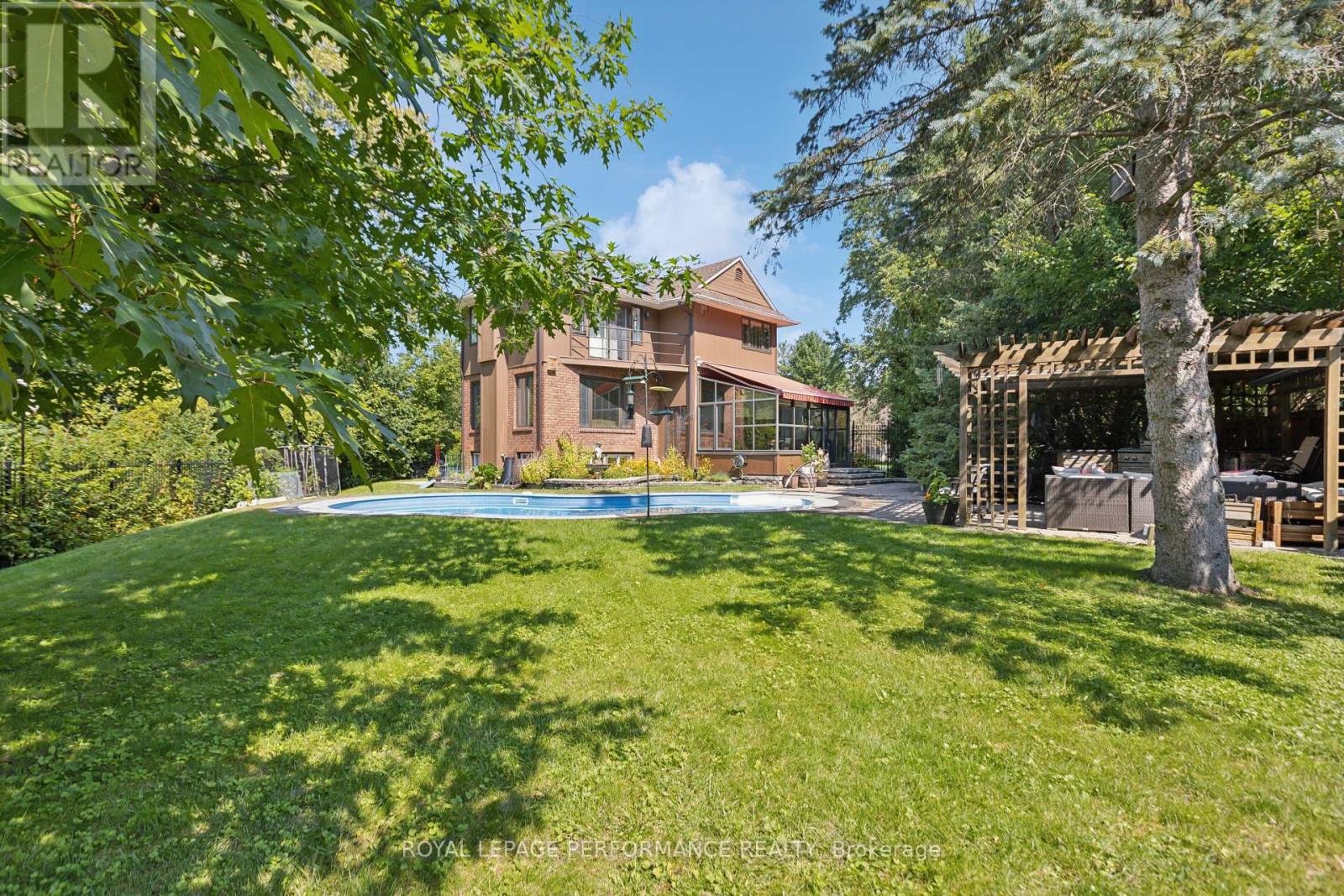 Photo 4 of 55 Delong Drive, Ottawa ON