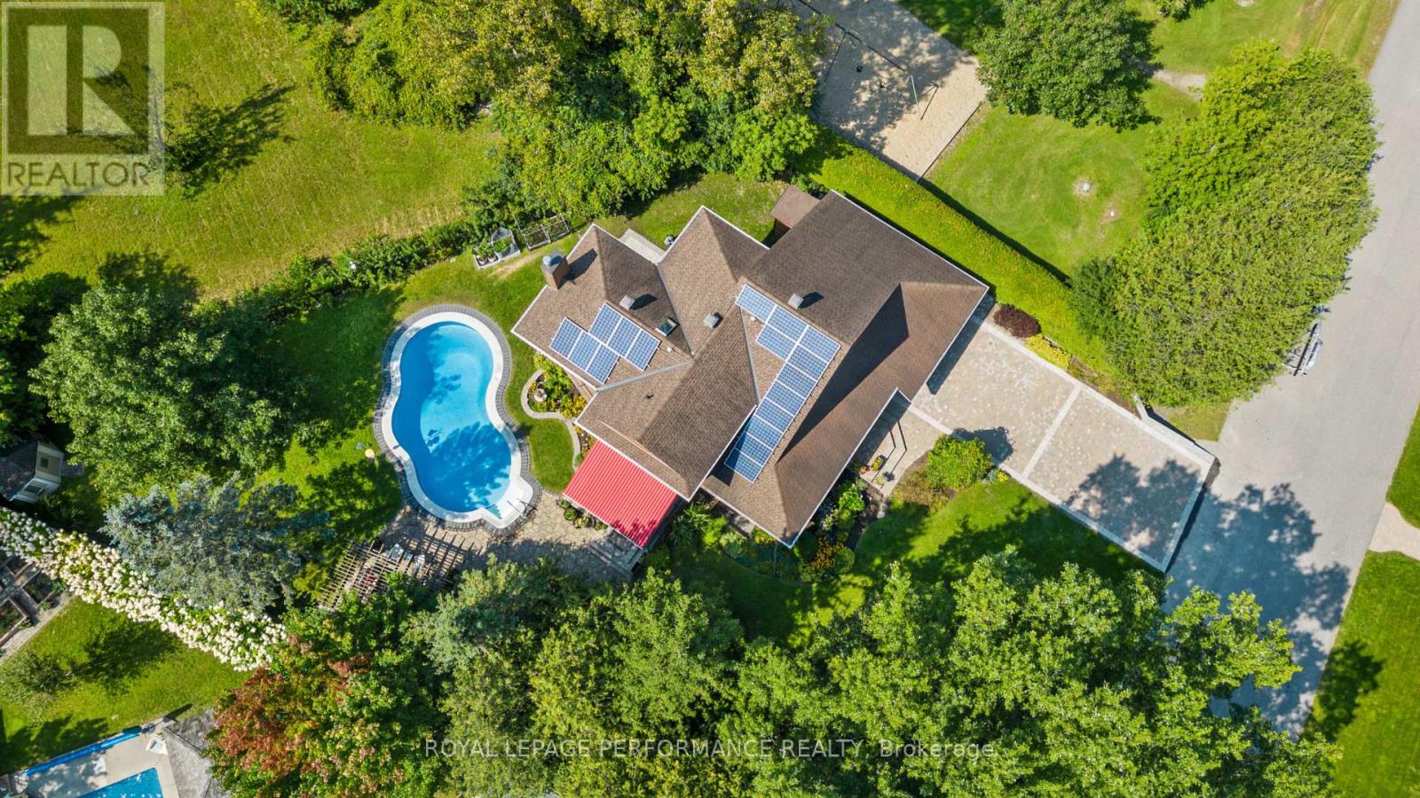 Photo 8 of 55 Delong Drive, Ottawa ON