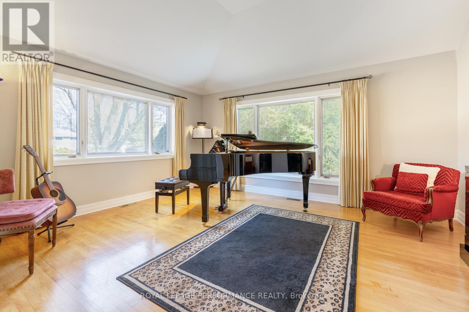 Photo 24 of 55 Delong Drive, Ottawa ON