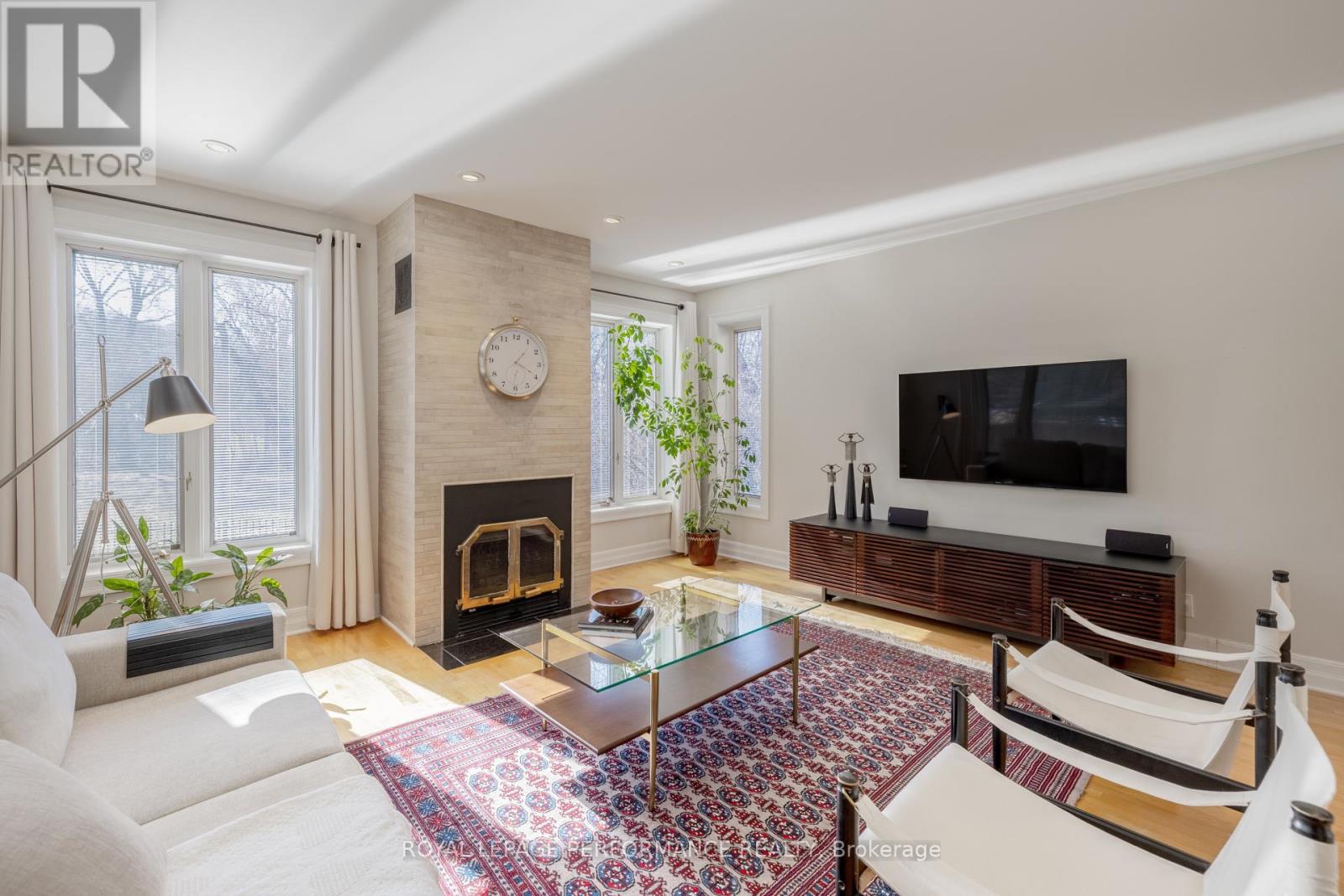 Photo 12 of 55 Delong Drive, Ottawa ON