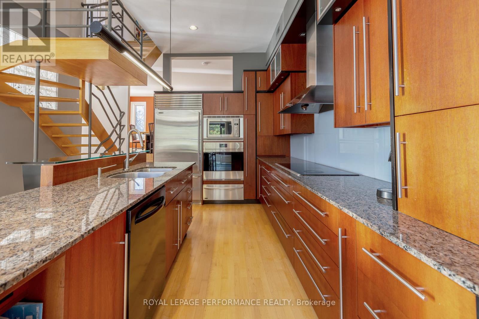 Photo 14 of 55 Delong Drive, Ottawa ON