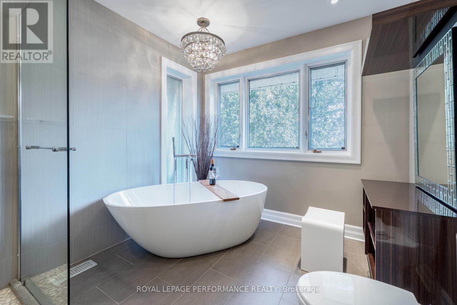 Photo 23 of 55 Delong Drive, Ottawa ON