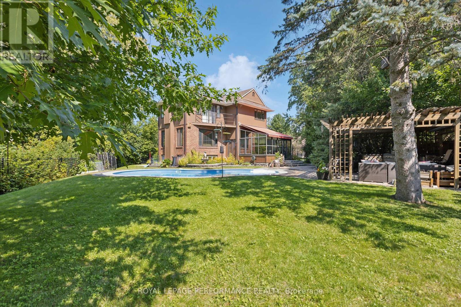 Photo 43 of 55 Delong Drive, Ottawa ON