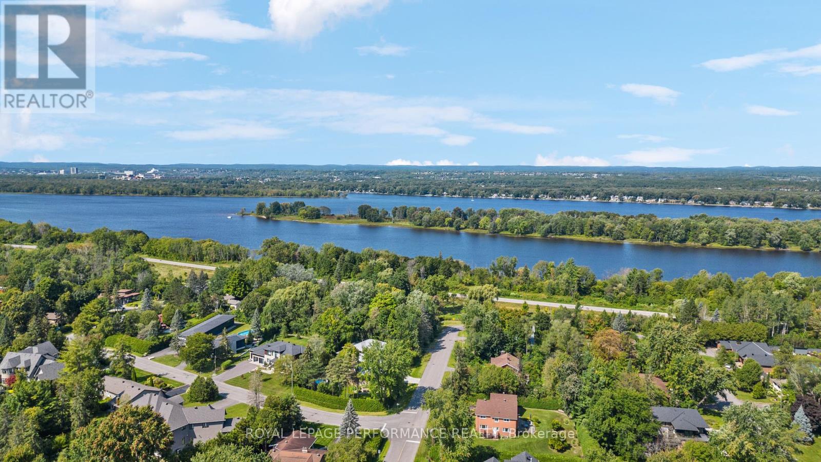 Photo 47 of 55 Delong Drive, Ottawa ON