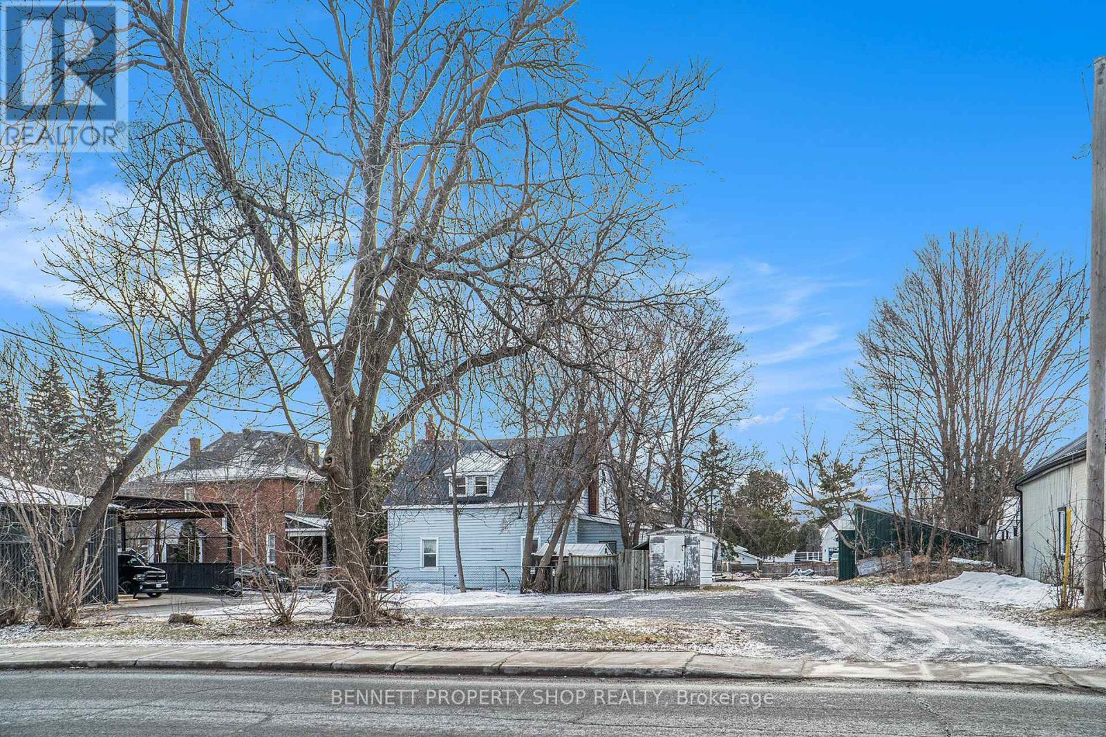 Photo 34 of 119 125 Daniel Street N, Arnprior ON