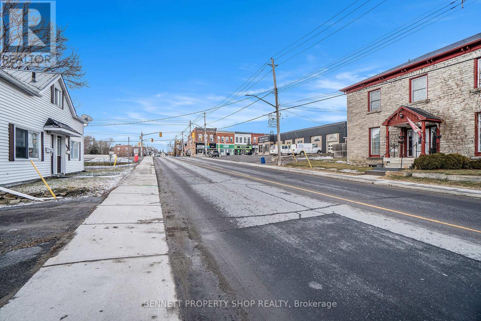 Photo 35 of 119 125 Daniel Street N, Arnprior ON