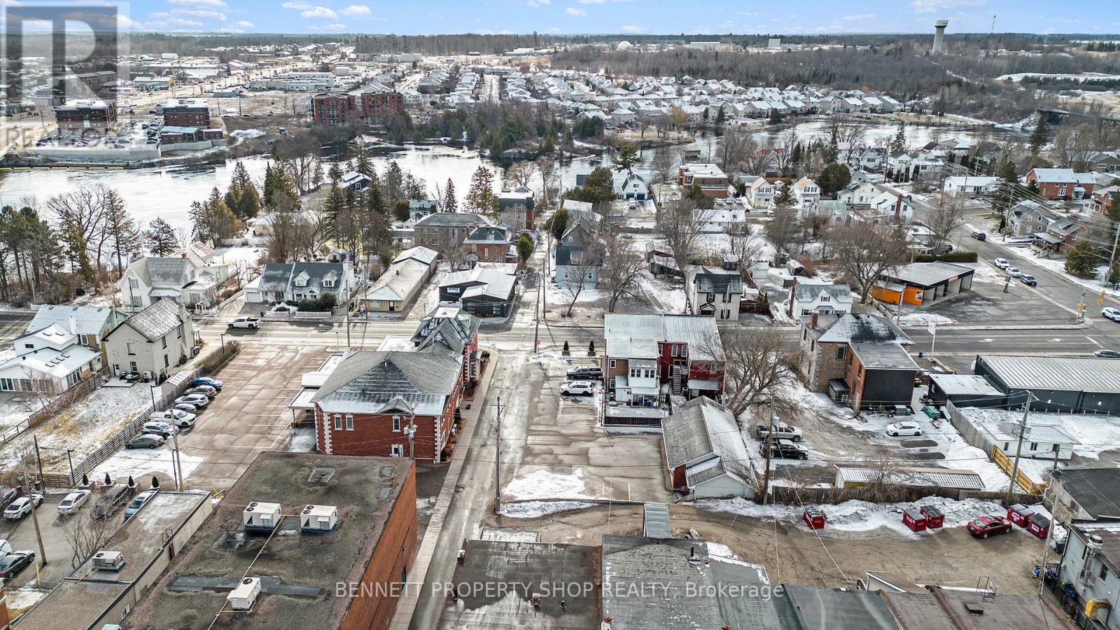 Photo 27 of 119 125 Daniel Street N, Arnprior ON