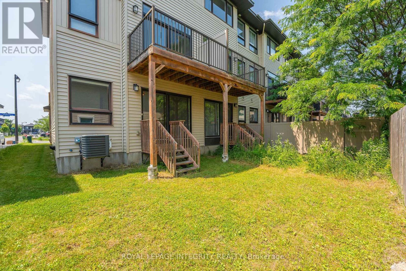 Photo 30 of 323 Twinflower Way, Ottawa ON