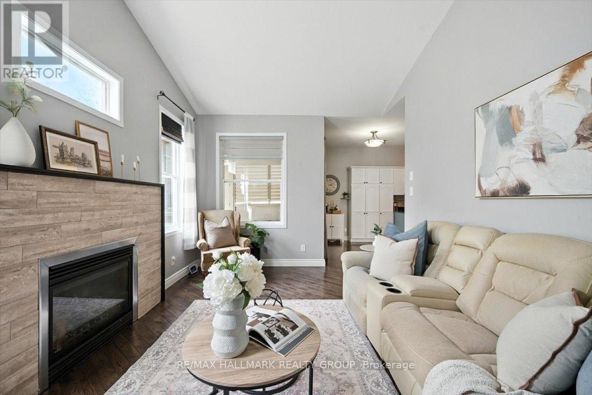 Photo 40 of 1026 Fieldfair Way, Ottawa ON