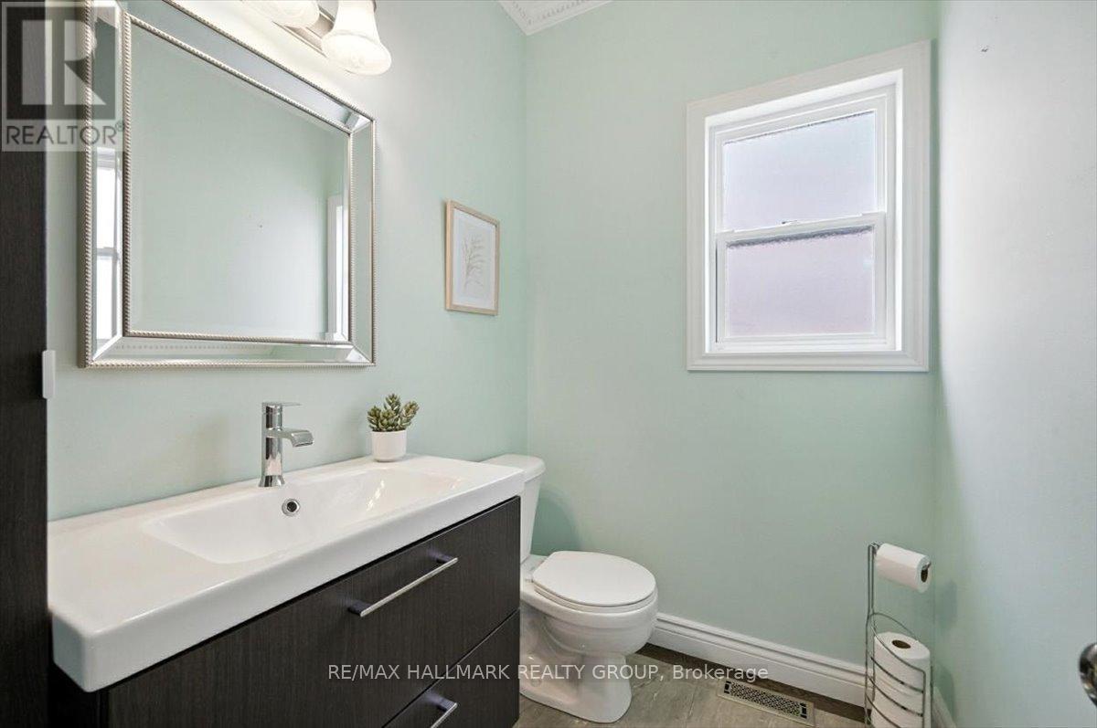 Photo 15 of 1026 Fieldfair Way, Ottawa ON
