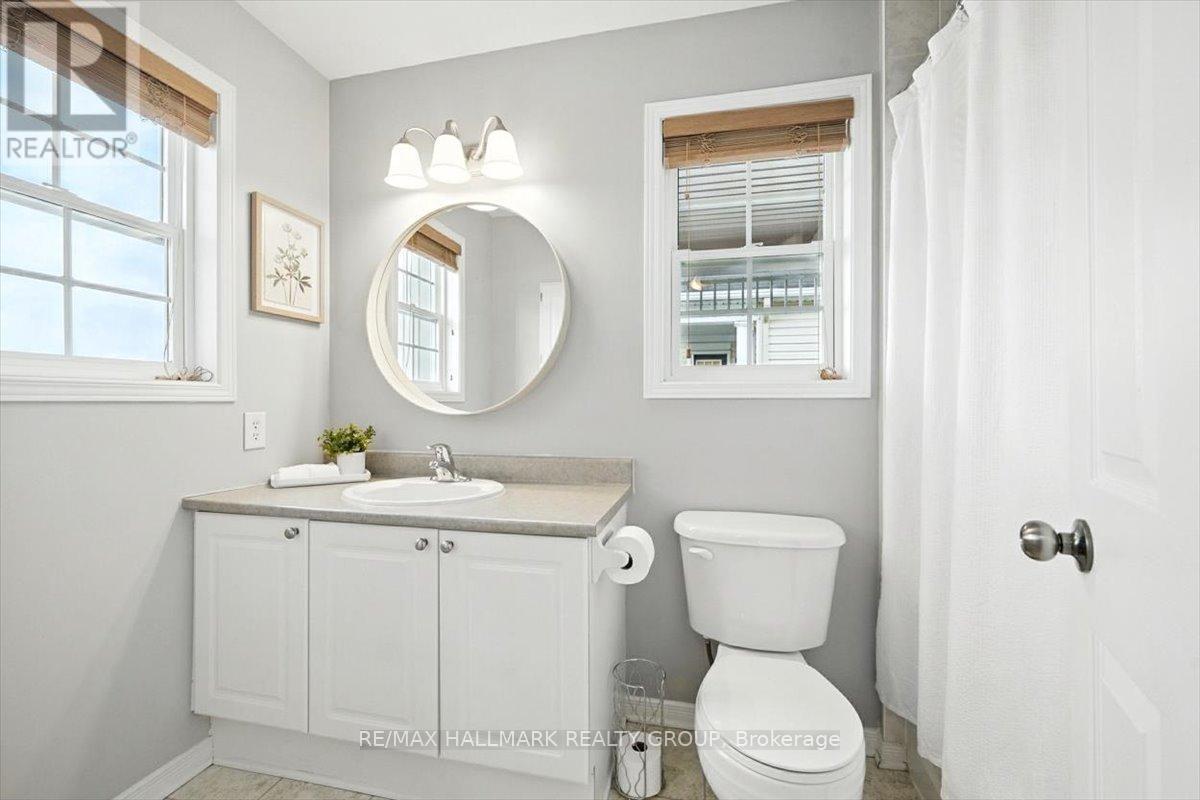 Photo 18 of 1026 Fieldfair Way, Ottawa ON