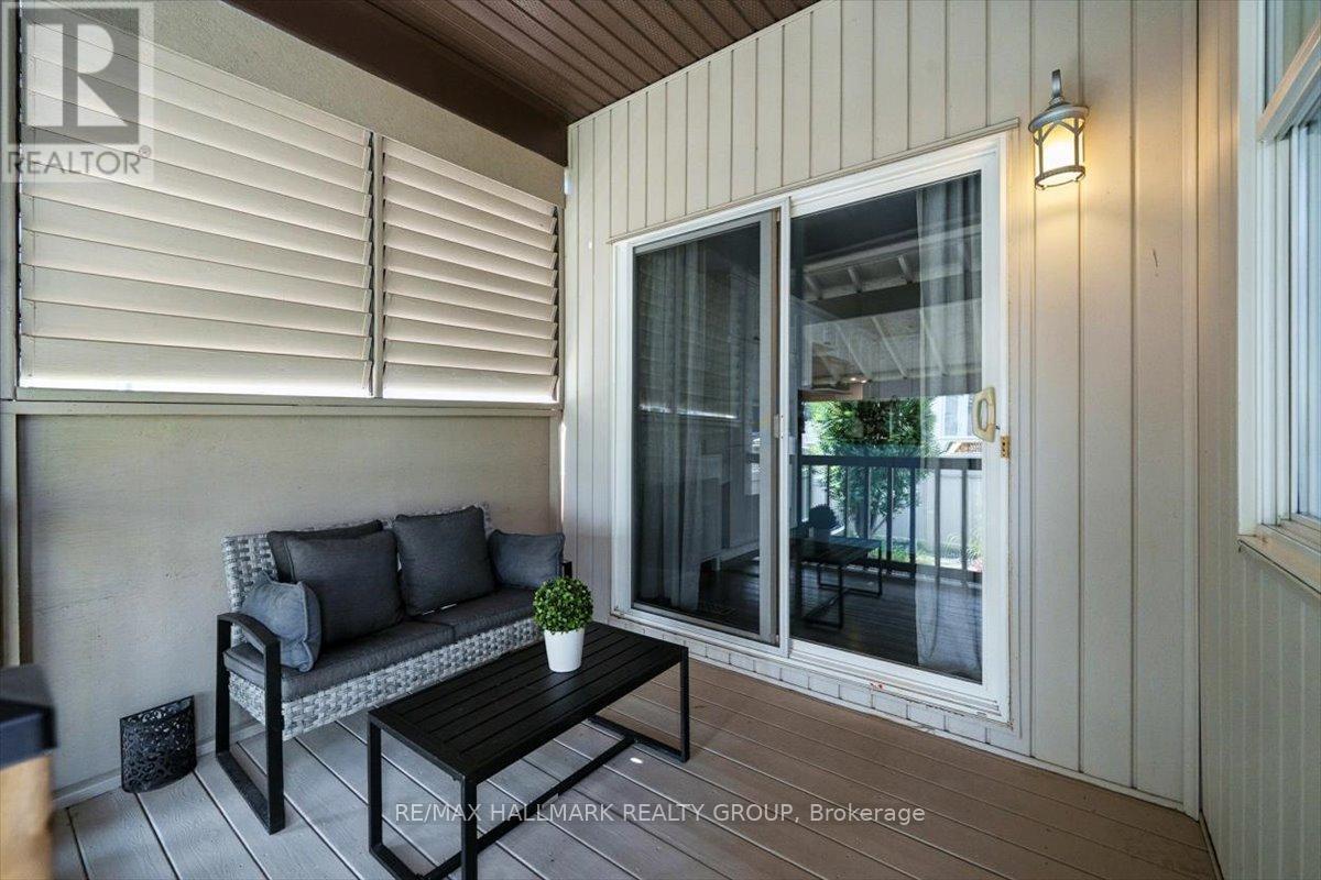 Photo 13 of 1026 Fieldfair Way, Ottawa ON